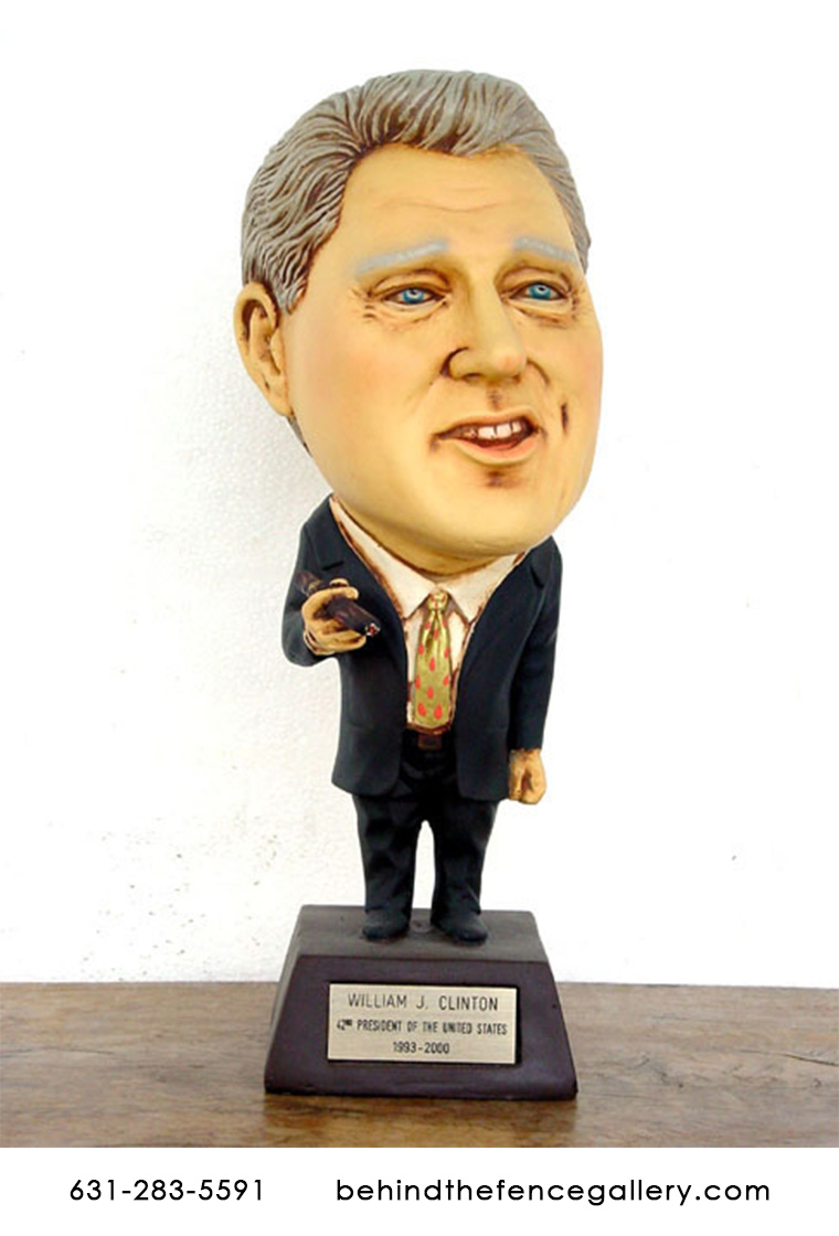 Bill Clinton Statue - Click Image to Close