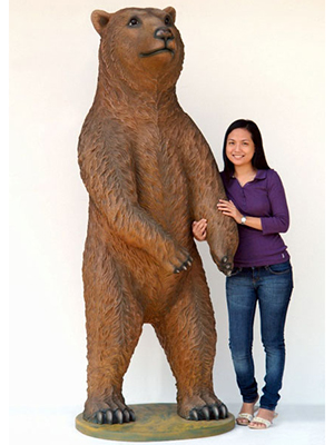 Big Grizzly Bear Statues