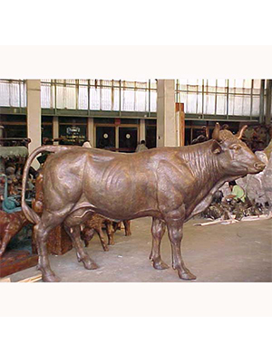 Bronze Cow ( lifesize )