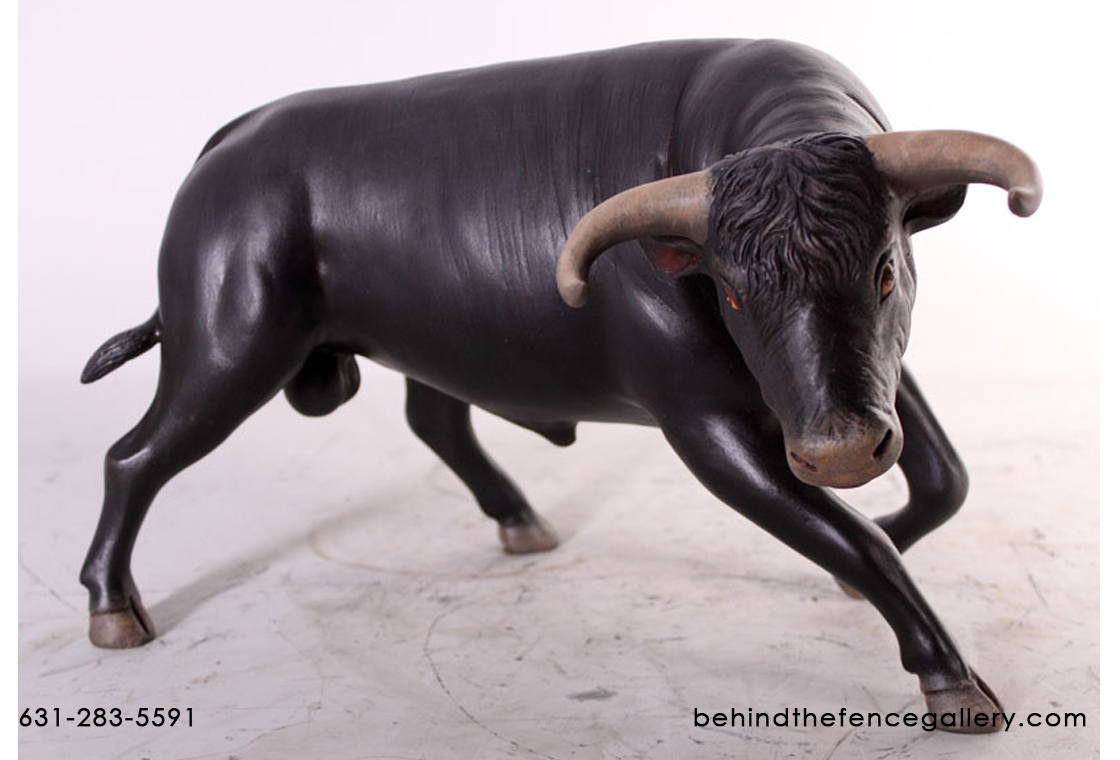 Bull Statue small desktop bull