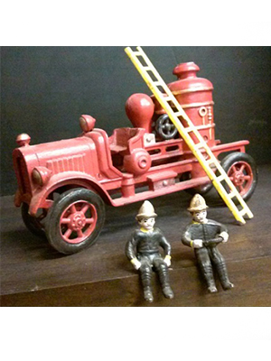 Cast Iron Fire Engine