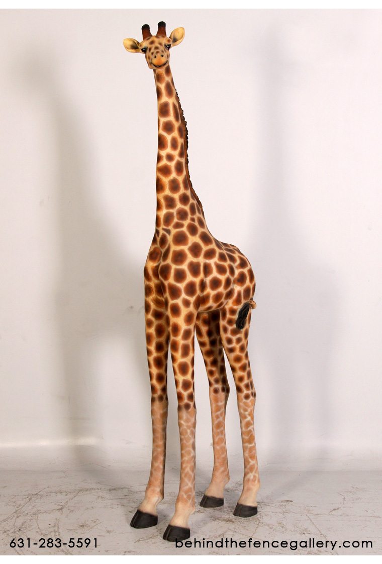 Giraffe 8ft. Statue