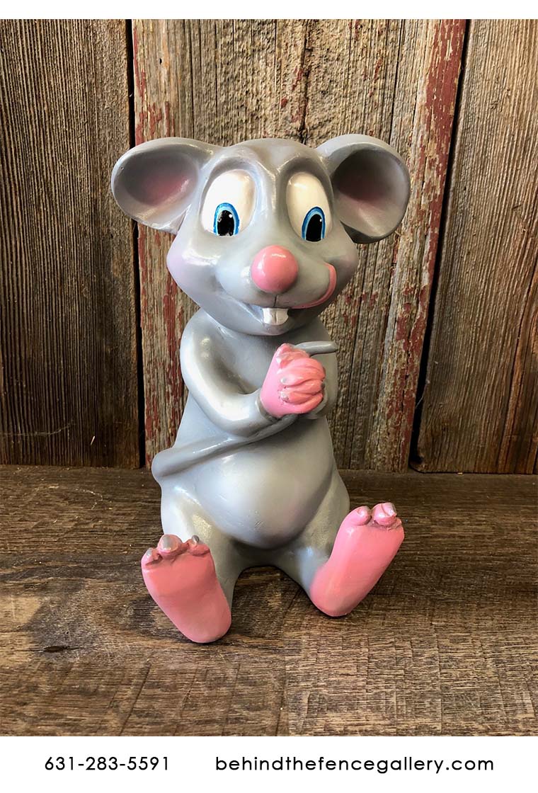 Mouse Holding Tail (Small)